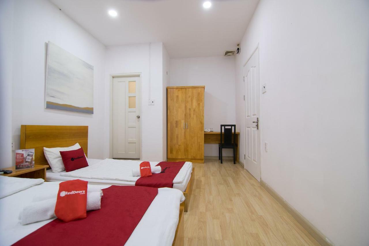 Reddoorz Near Nguyen Hue Walking Street 2 - Dorms Available Ho-Chi-Minh-Stadt Exterior foto