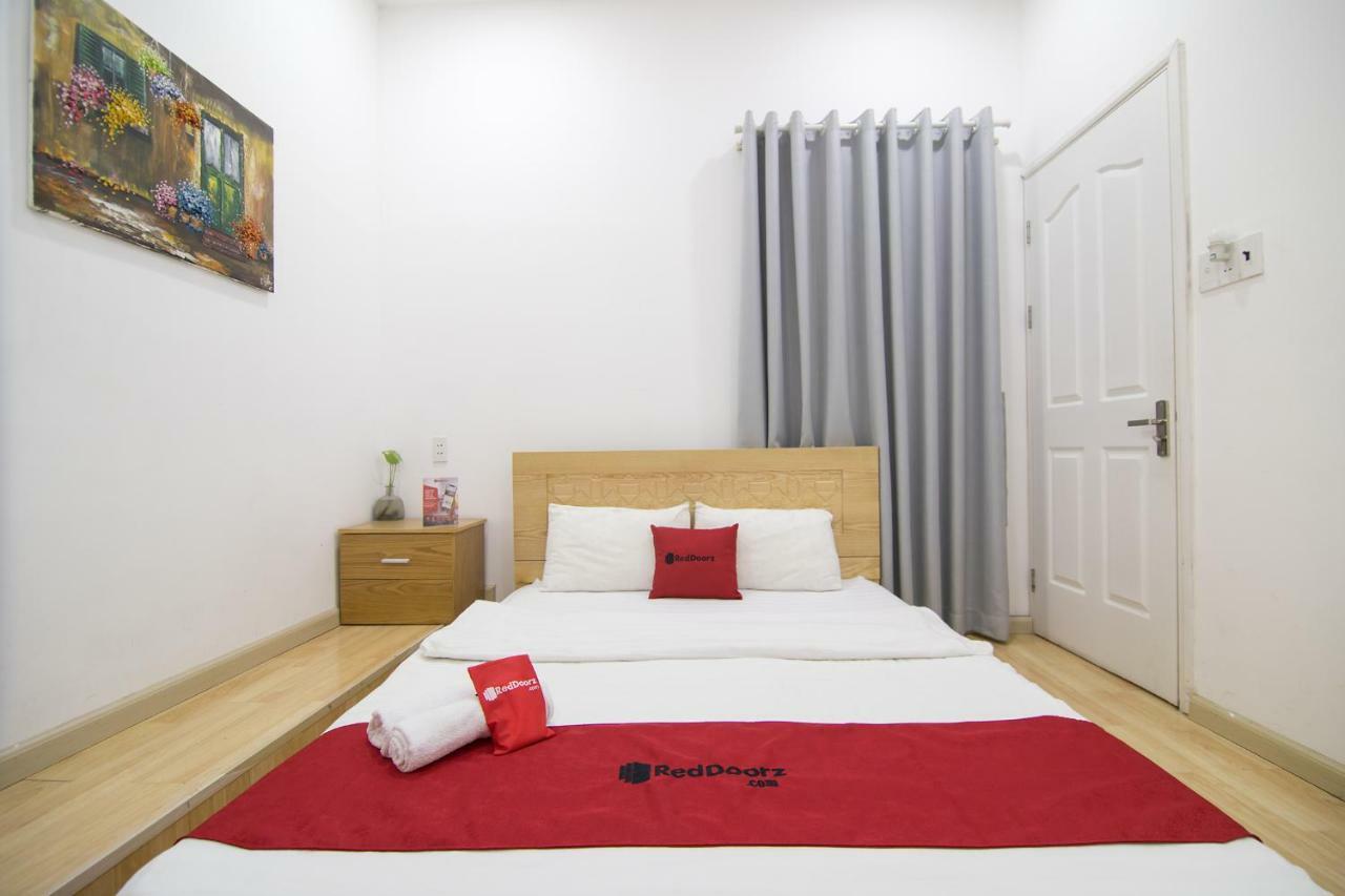 Reddoorz Near Nguyen Hue Walking Street 2 - Dorms Available Ho-Chi-Minh-Stadt Exterior foto