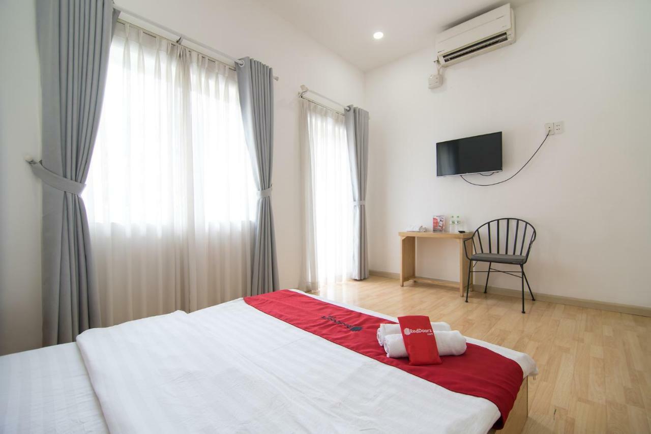 Reddoorz Near Nguyen Hue Walking Street 2 - Dorms Available Ho-Chi-Minh-Stadt Exterior foto