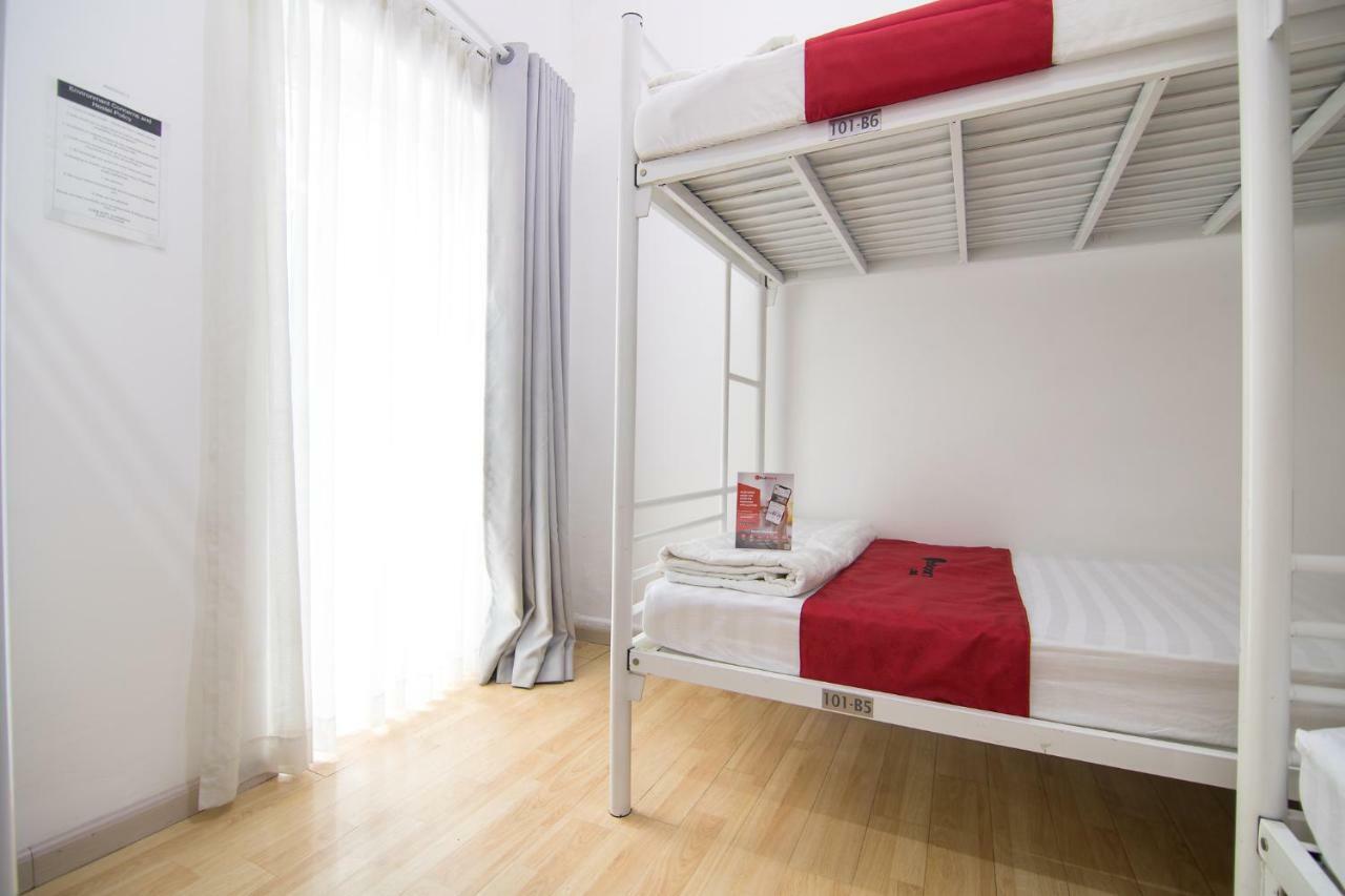 Reddoorz Near Nguyen Hue Walking Street 2 - Dorms Available Ho-Chi-Minh-Stadt Exterior foto