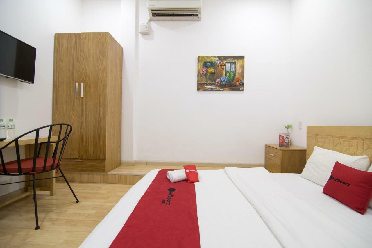 Reddoorz Near Nguyen Hue Walking Street 2 - Dorms Available Ho-Chi-Minh-Stadt Exterior foto