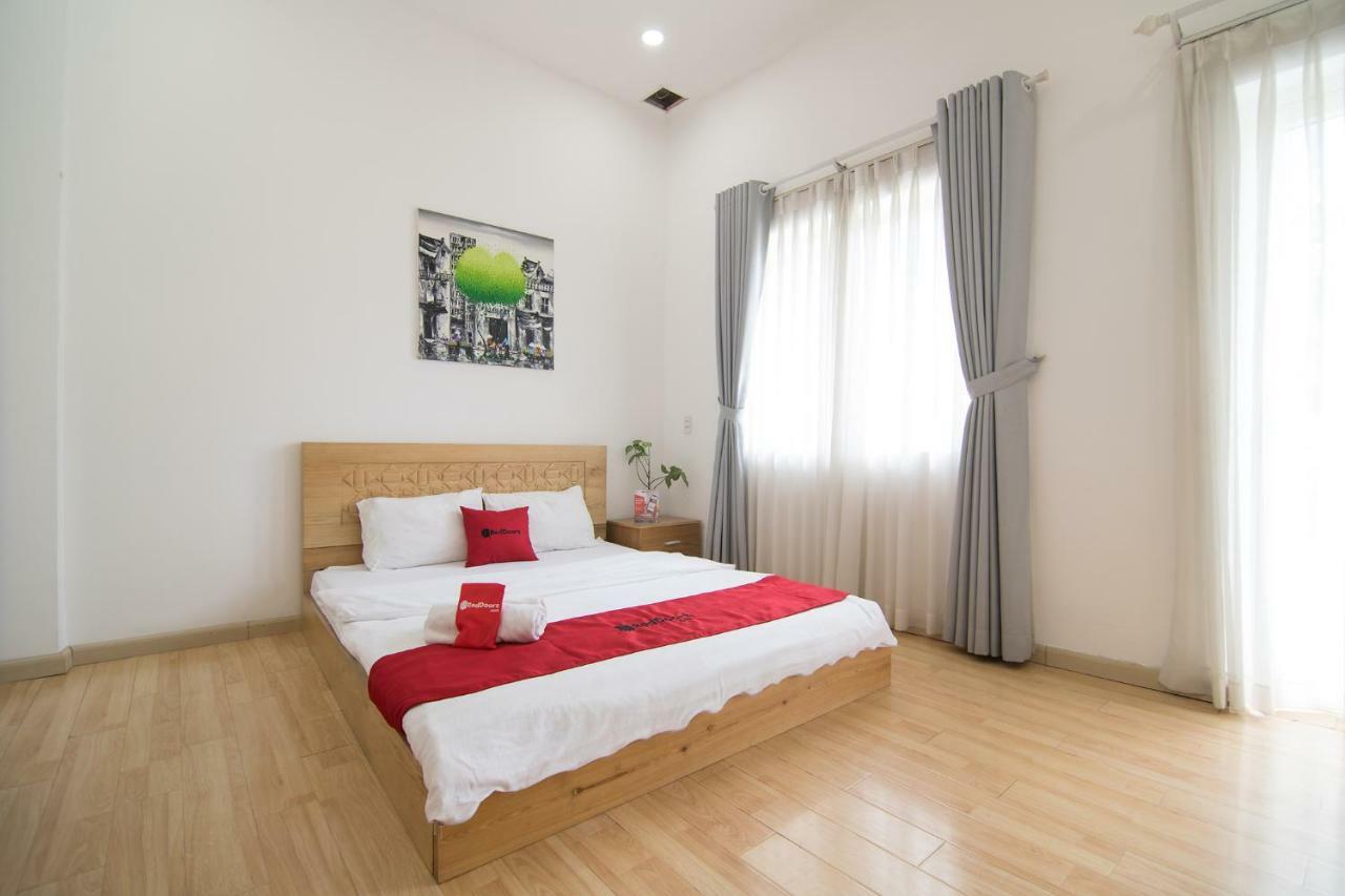 Reddoorz Near Nguyen Hue Walking Street 2 - Dorms Available Ho-Chi-Minh-Stadt Exterior foto